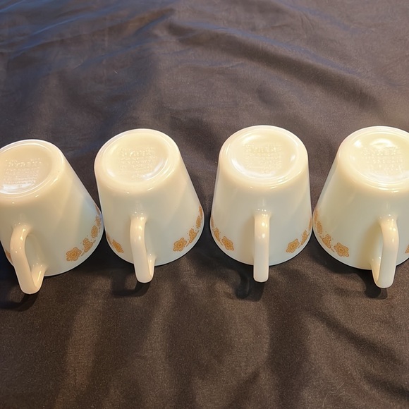 Pyrex Golden Butterfly coffee mugs set of four - Picture 4 of 7
